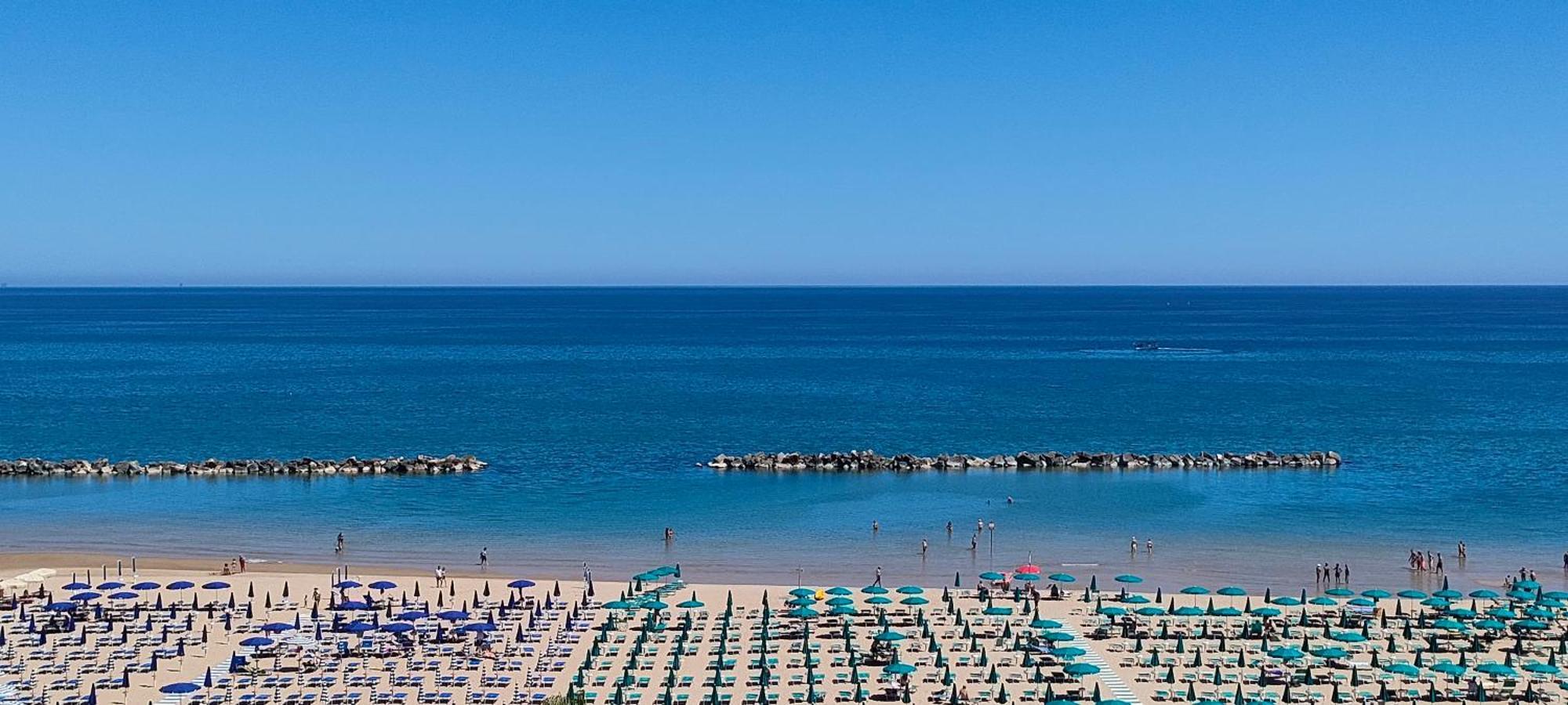 La Finestra Sul Castello B&B Termoli Dış mekan fotoğraf